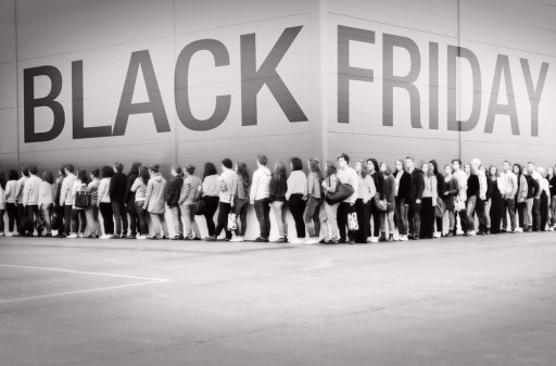 Black-Friday-Line.jpg